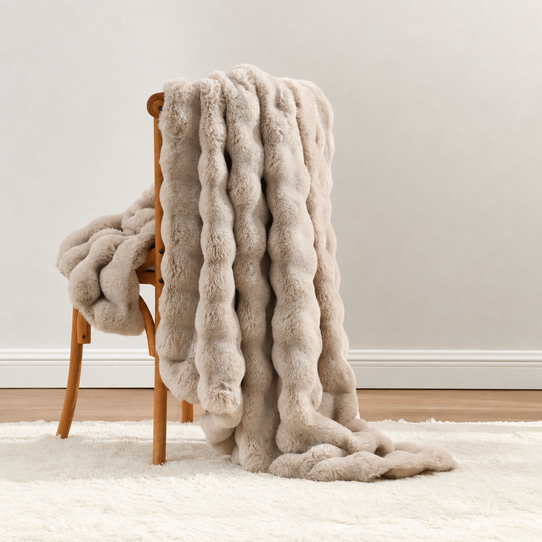 Luxury Rabbit Faux Fur Throw ( 200x160 cm )